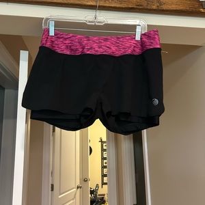 EUC MPG Running short size med